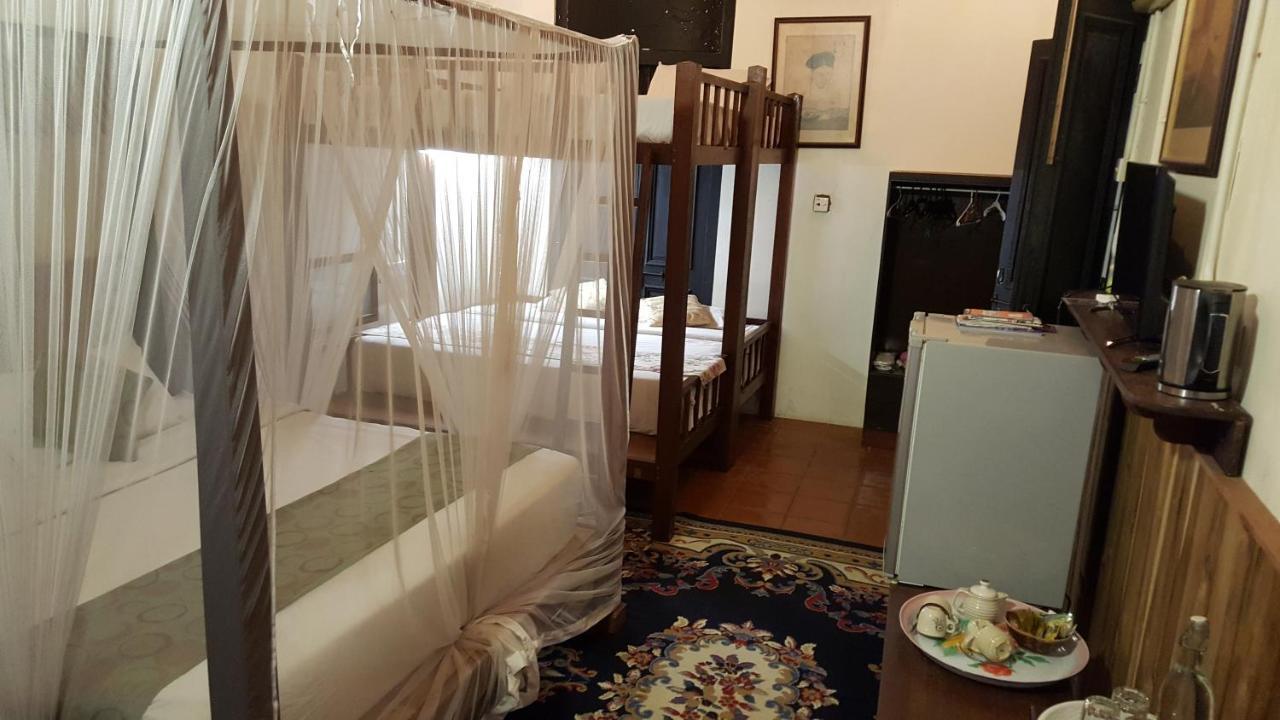 Noordin Street House Hotel George Town Room photo